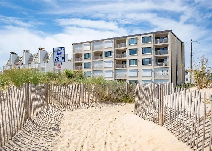 Relax In Charming 2 Bedroom Ocean Front Condo! Holiday home *